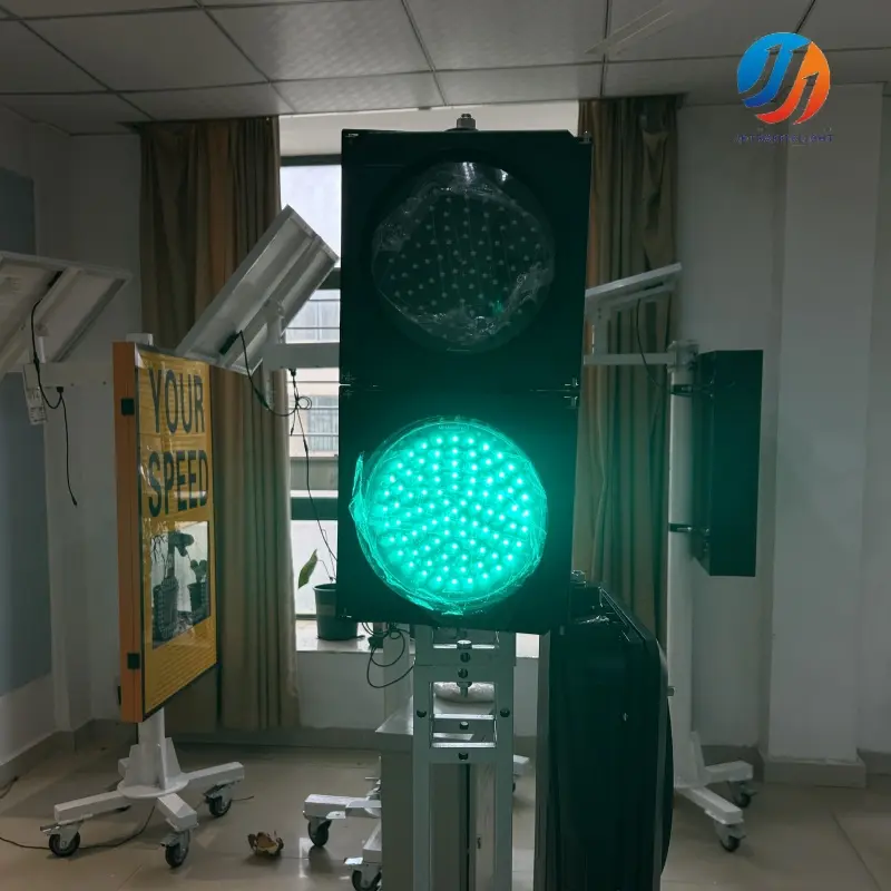 Remote Traffic Command Light