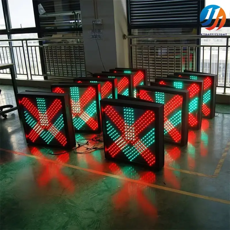 600mm Red Cross Green Arrow Lane Control Light Tunnel Toll Station Traffic Light (3).jpg