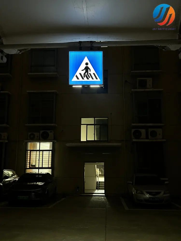 Intelligent Crosswalk Sign with Reflective + Active LED Lighting | Enhanced Pedestrian Safety
