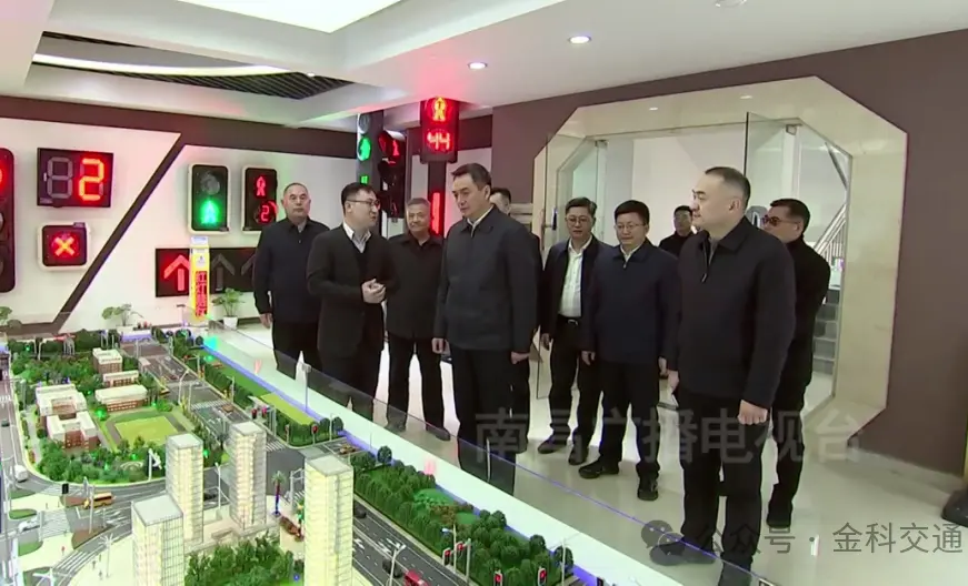 Li Hongjun Carried out Visits and Condolences Before the Spring Festival