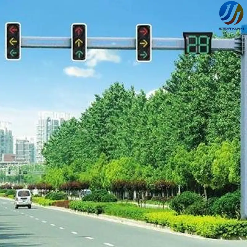 red green yellow traffic light.jpg