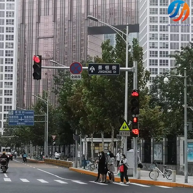 Vehicle Traffic Lights with Countdown (4)